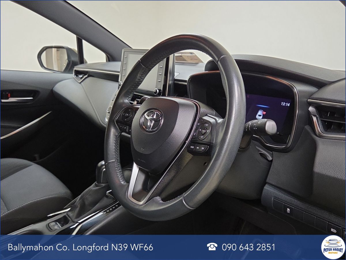 Toyota Corolla 1.8 Hybrid Luna Hatchback