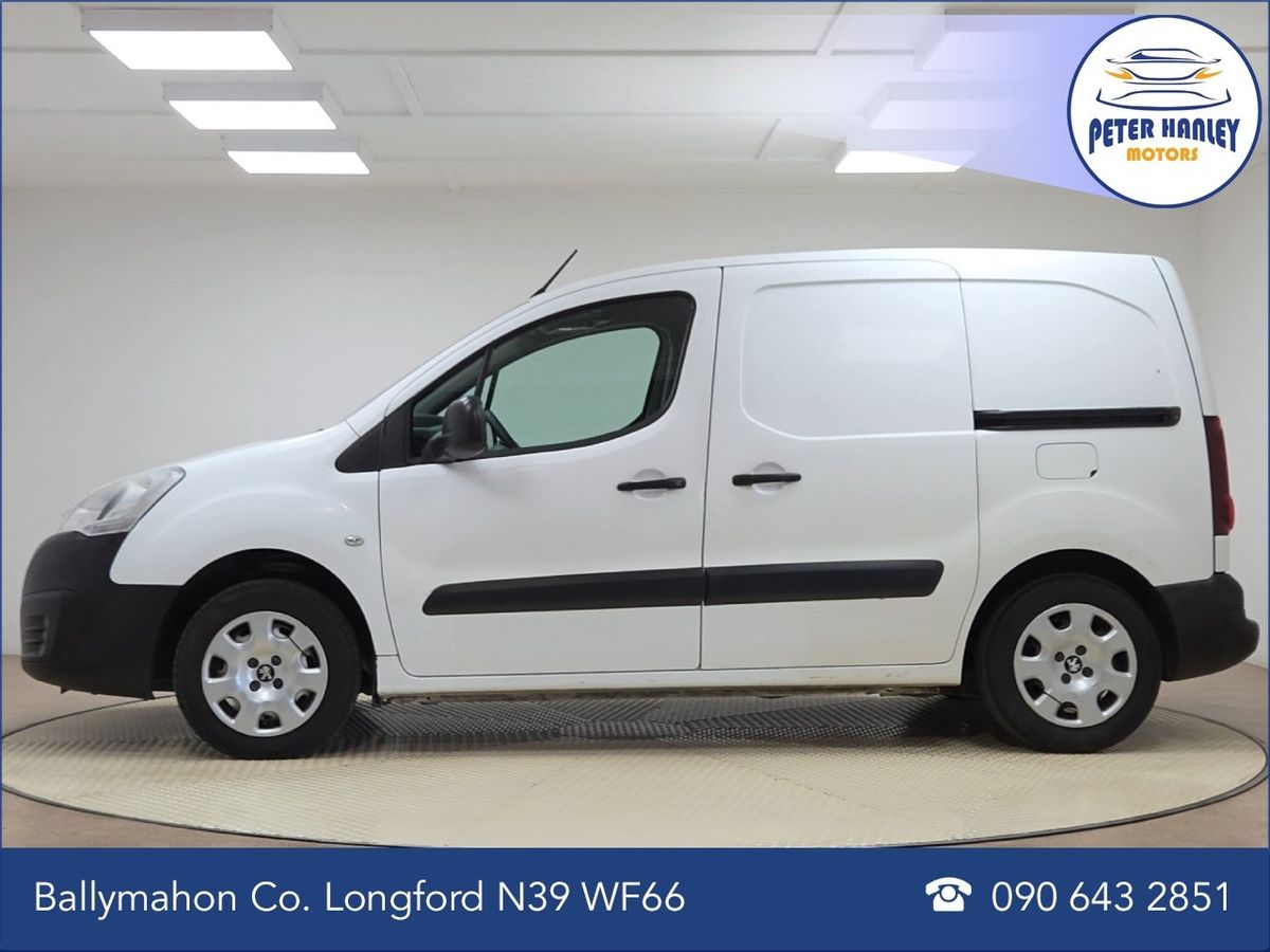 Peugeot Partner 1.6 BlueHDi 75bhp 5 Seats Active