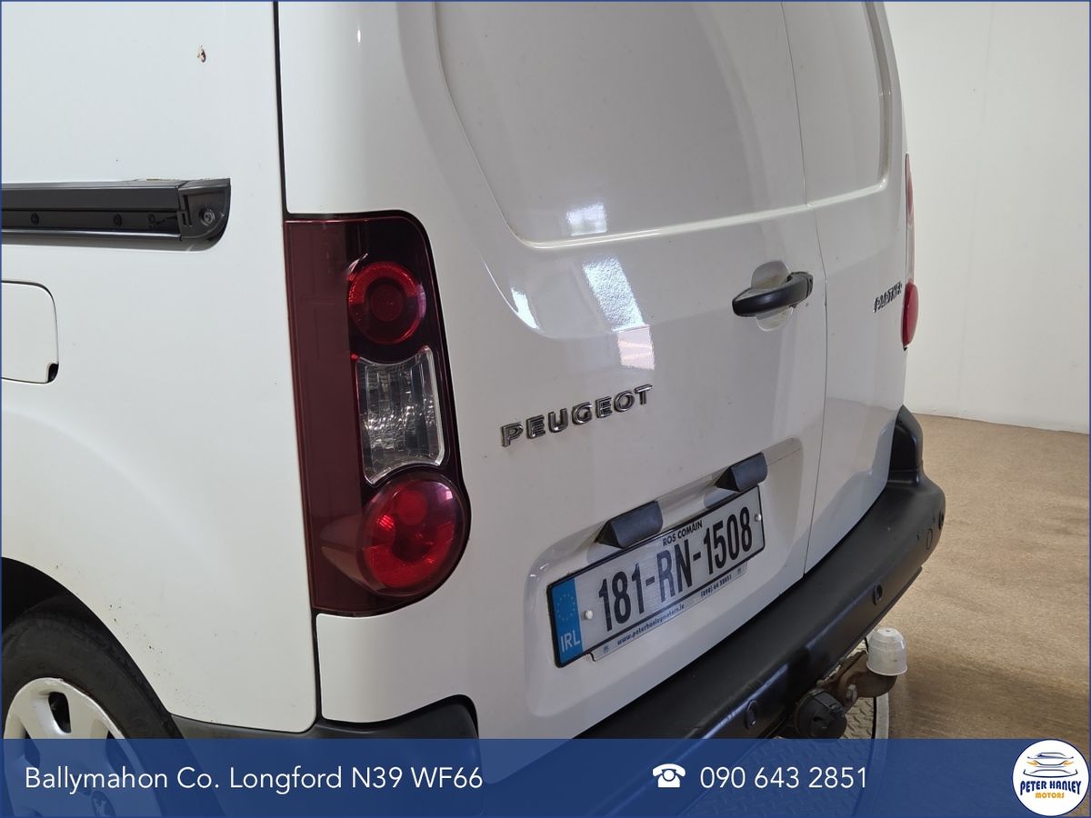 Peugeot Partner 1.6 BlueHDi 75bhp 5 Seats Active