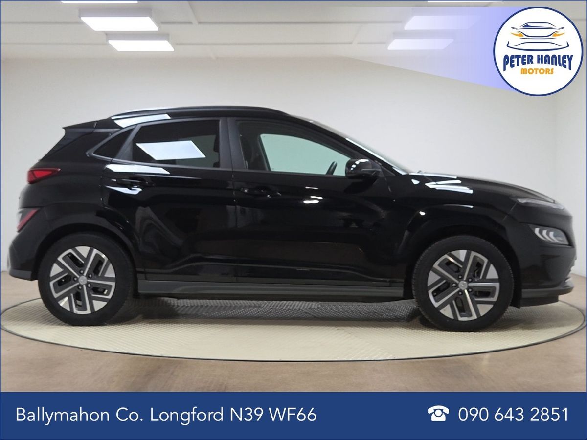 Hyundai KONA Kona Premium Ev  Premium  204 PMSM 64KWH