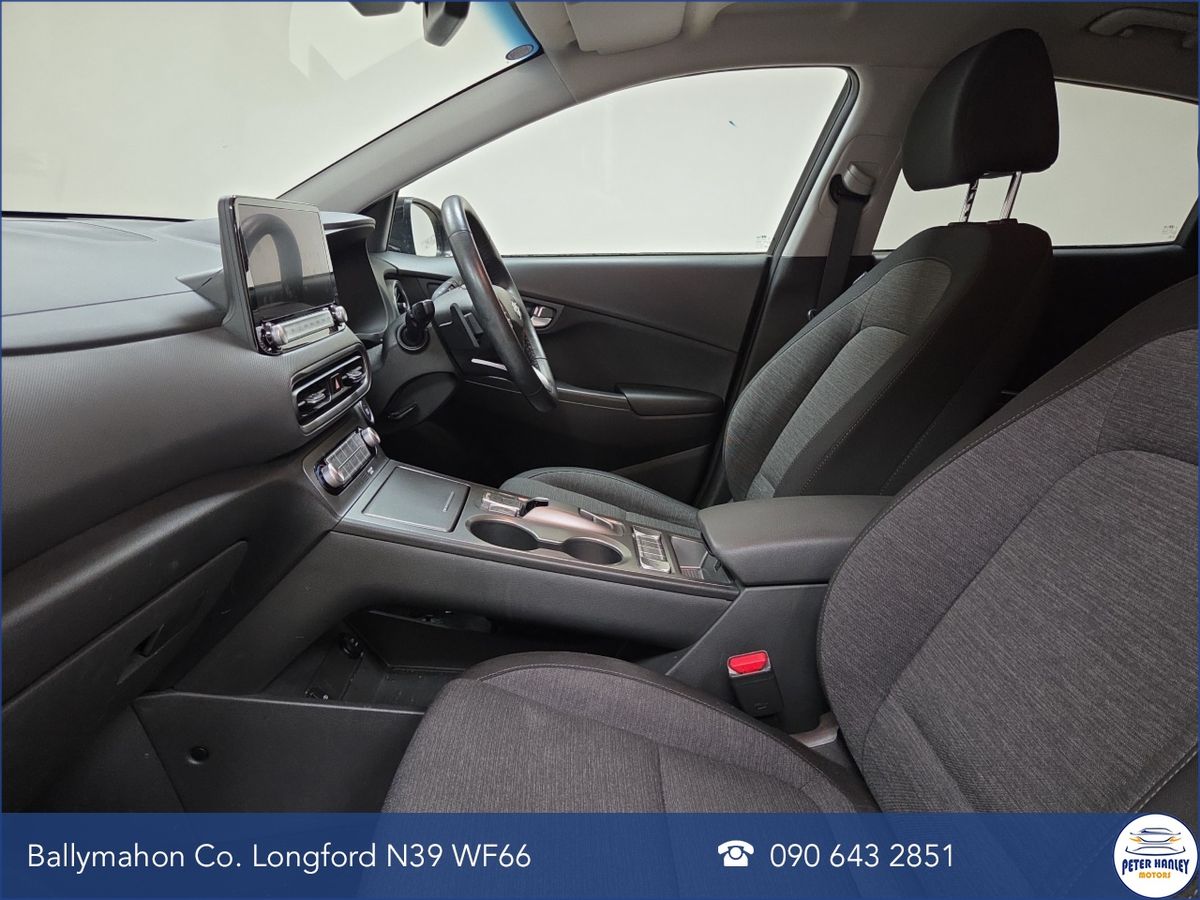 Hyundai KONA Kona Premium Ev  Premium  204 PMSM 64KWH