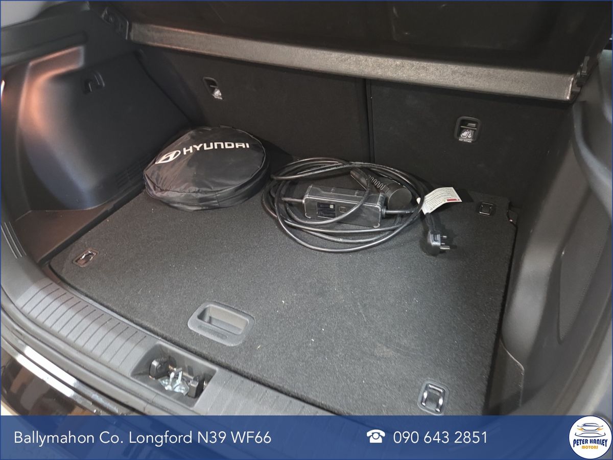Hyundai KONA Kona Premium Ev  Premium  204 PMSM 64KWH