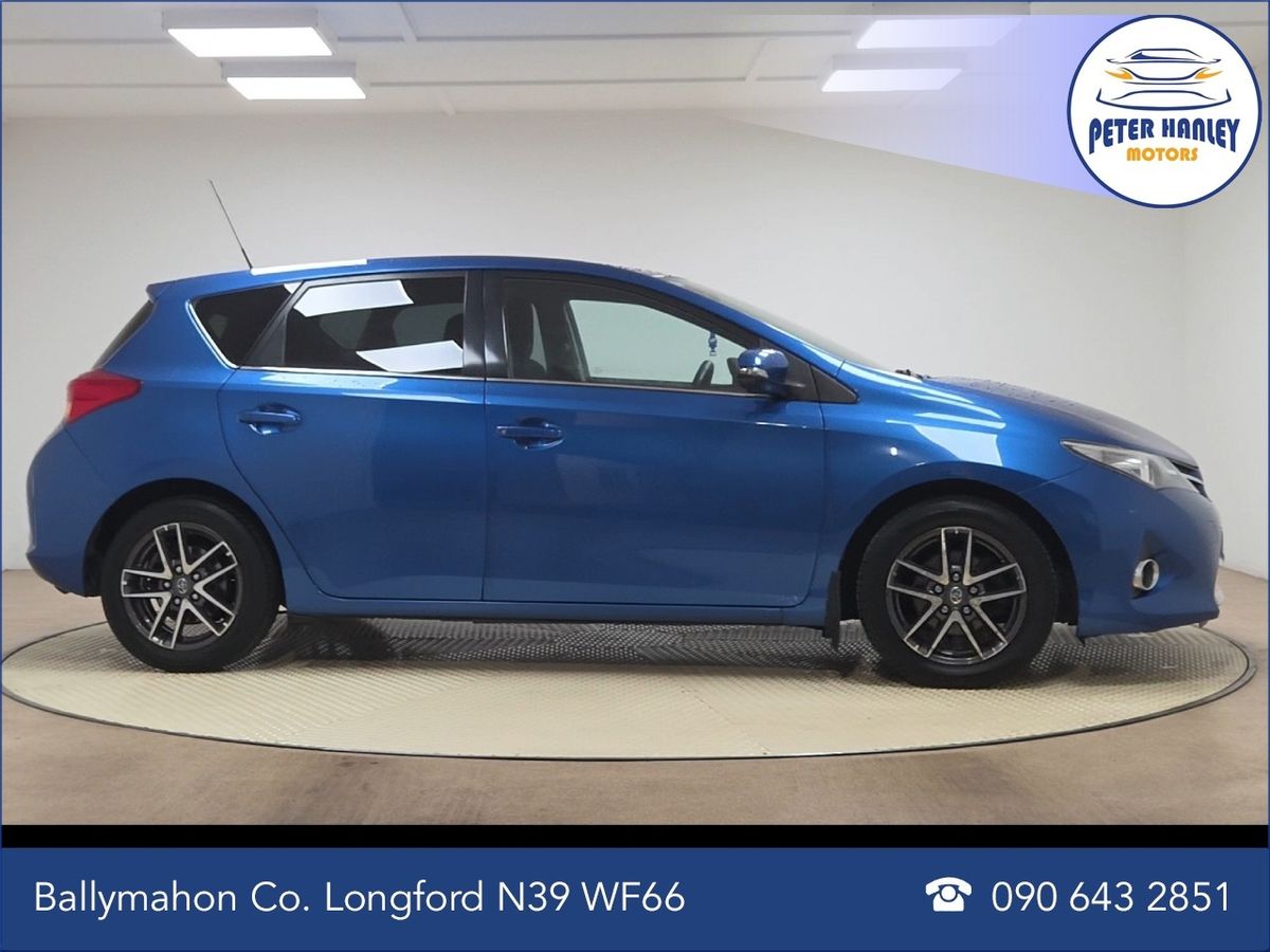 Toyota Auris D-4D 90 (1.4) 5Dr Luna
