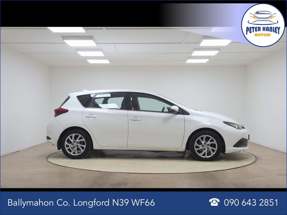 Toyota Auris 1.4 D-4D (90) 5Dr Luna