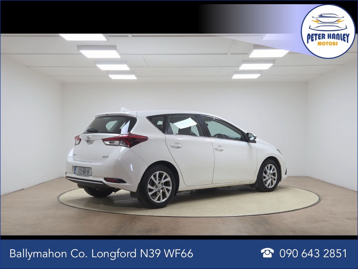 Toyota Auris 1.4 D-4D (90) 5Dr Luna