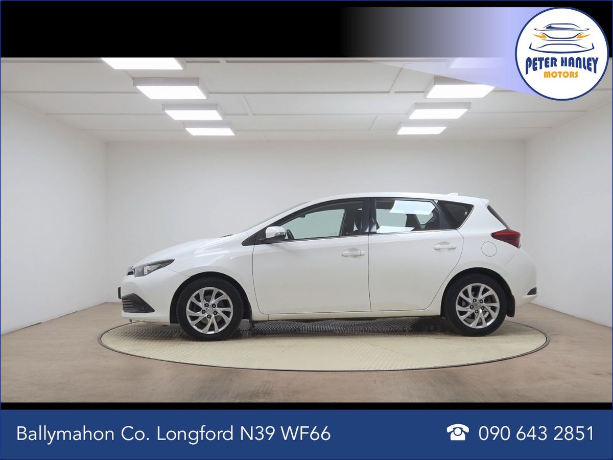Toyota Auris 1.4 D-4D (90) 5Dr Luna