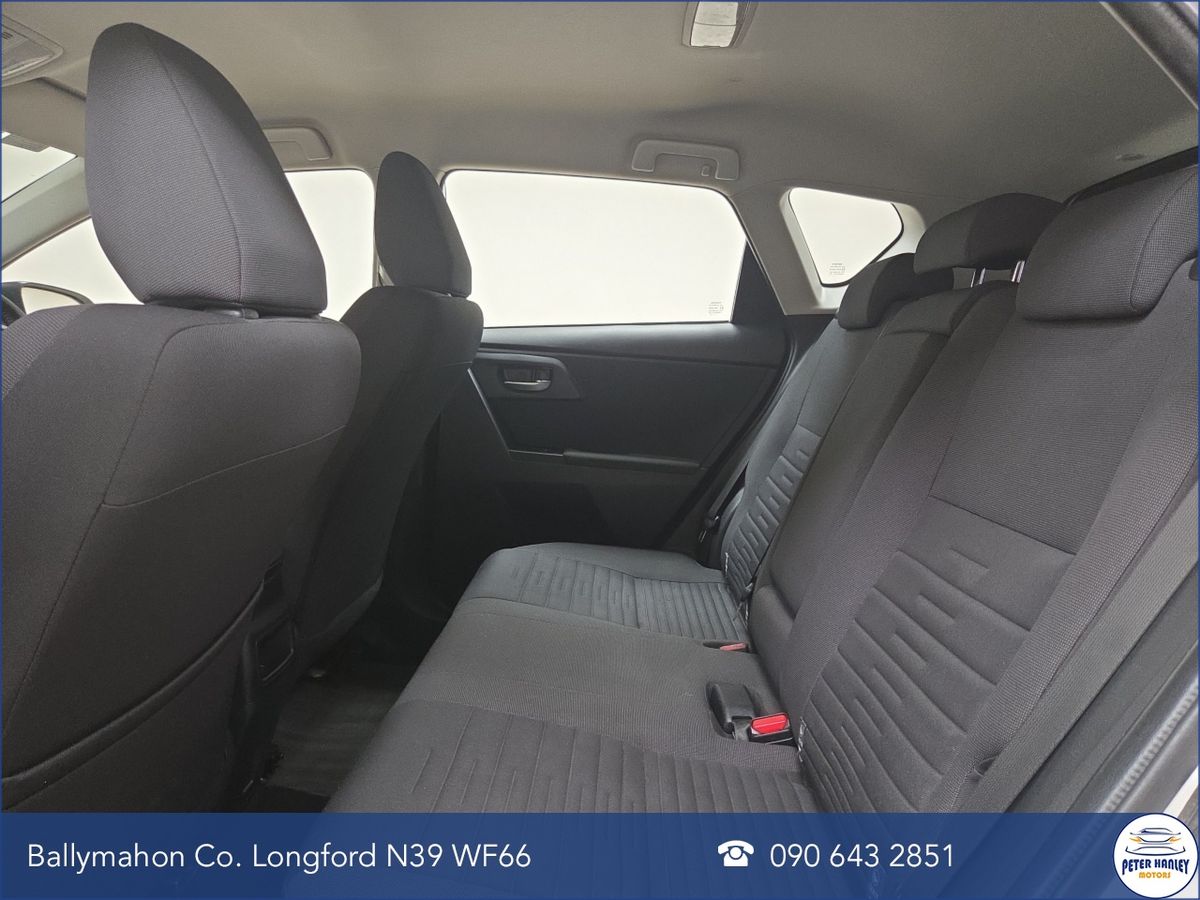 Toyota Auris 1.4 D-4D (90) 5Dr Luna