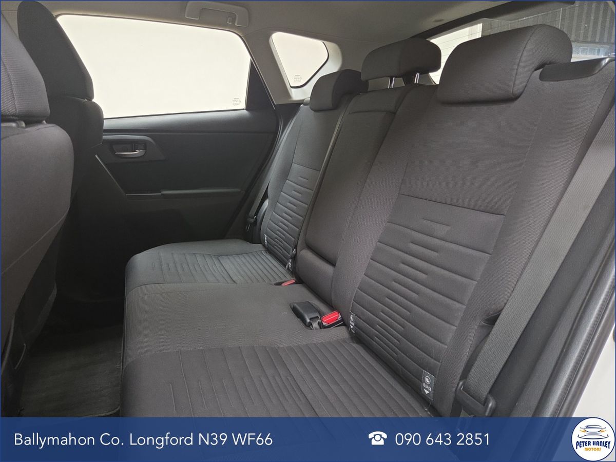 Toyota Auris 1.4 D-4D (90) 5Dr Luna