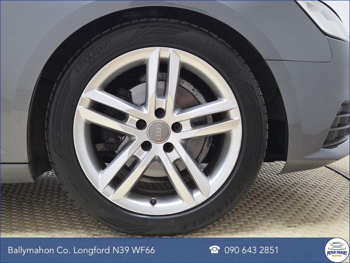 Audi A4 2.0TDI 150HP Attraction Ultra