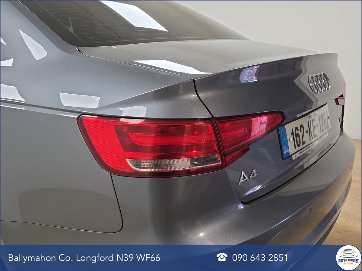Audi A4 2.0TDI 150HP Attraction Ultra
