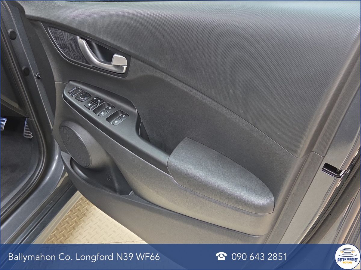 Hyundai KONA Kona Premium Ev  Premium  204 PMSM 64KWH
