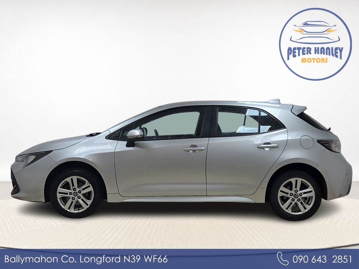 Toyota Corolla 1.2T Luna Hatchback