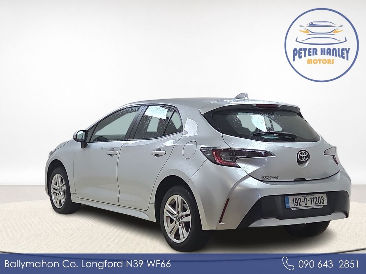 Toyota Corolla 1.2T Luna Hatchback