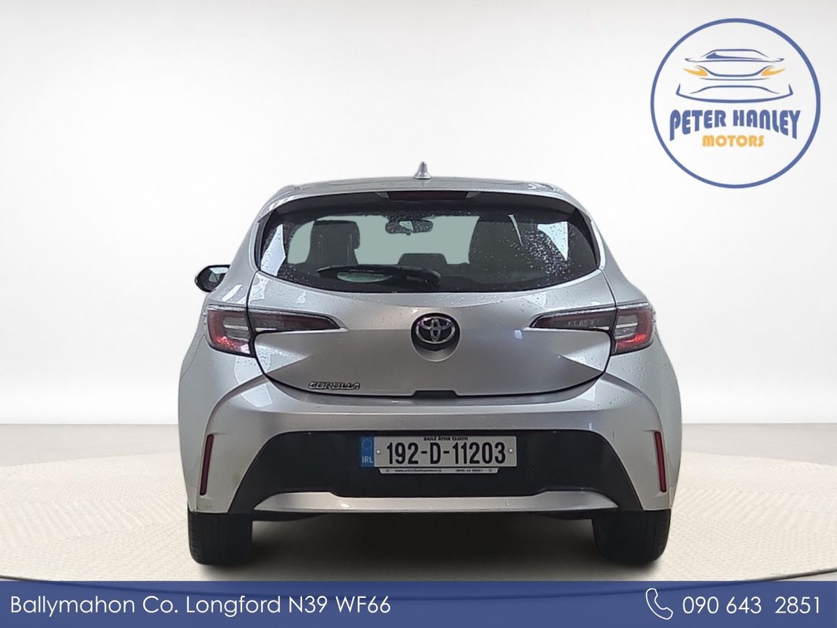 Toyota Corolla 1.2T Luna Hatchback