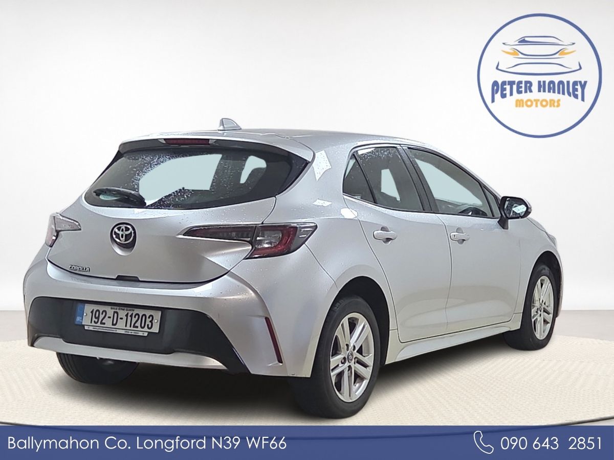 Toyota Corolla 1.2T Luna Hatchback