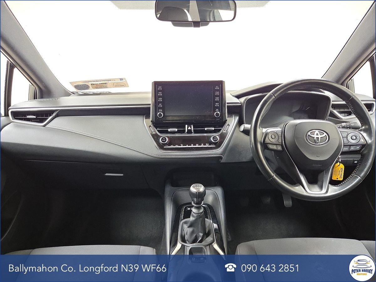 Toyota Corolla 1.2T Luna Hatchback