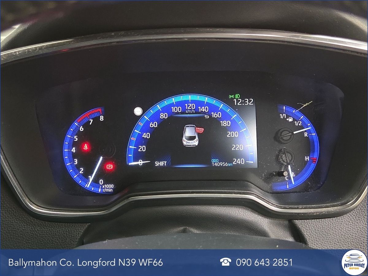 Toyota Corolla 1.2T Luna Hatchback