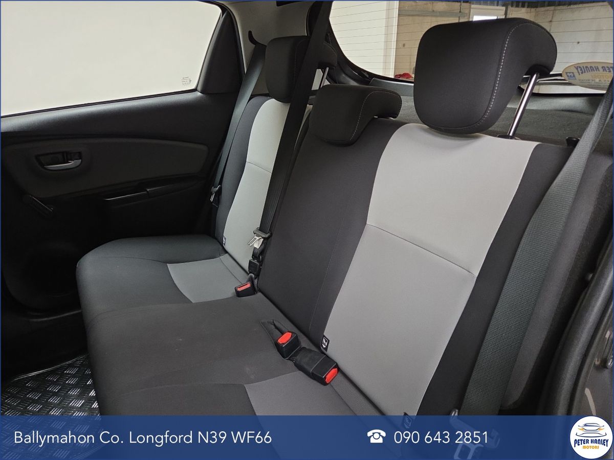 Toyota Yaris 1.0 VVT-i 5Dr Luna