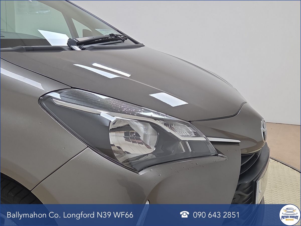 Toyota Yaris 1.0 VVT-i 5Dr Luna