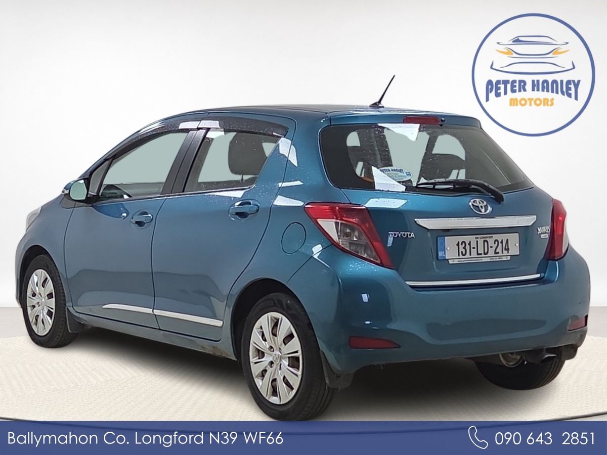 Toyota Yaris 1.0 VVT-i 5Dr Luna