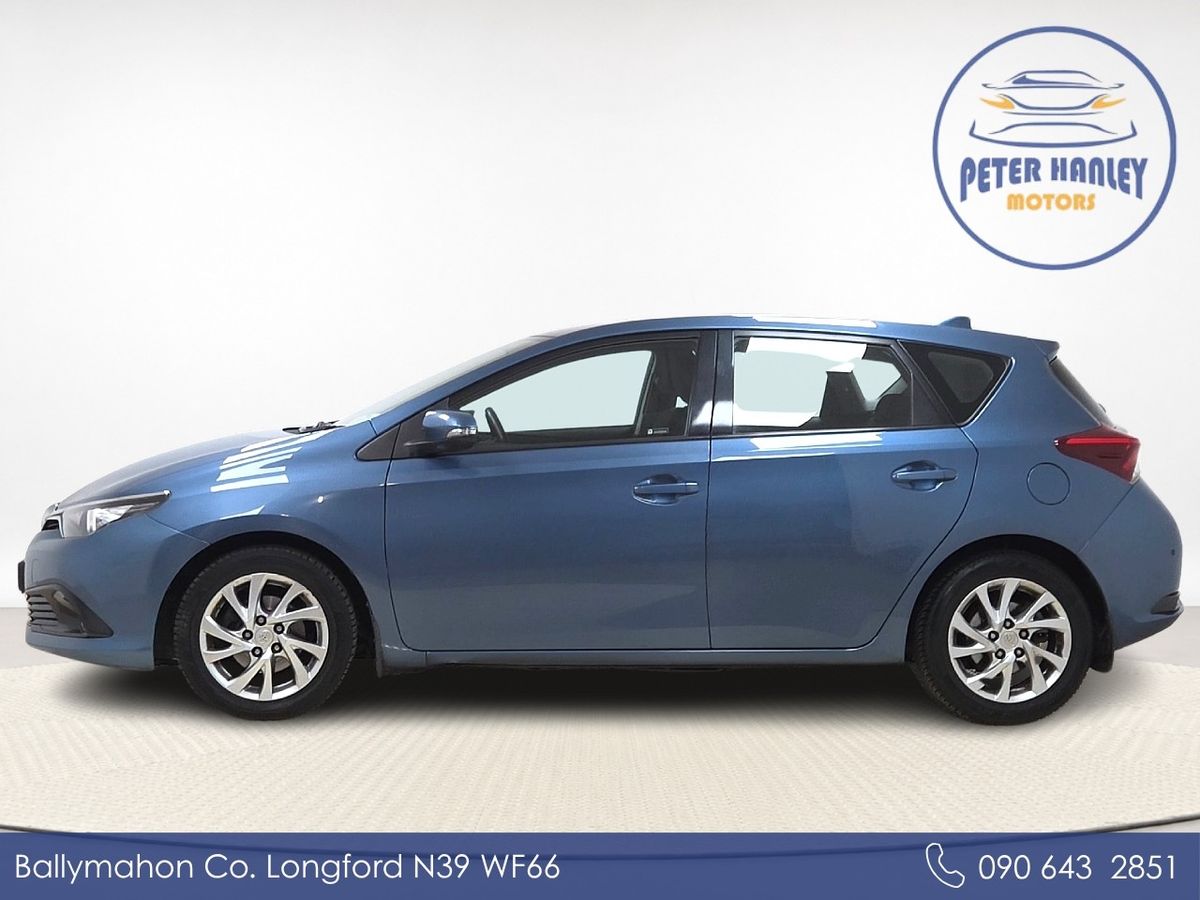 Toyota Auris 1.4 D-4D (90) 5Dr Aura