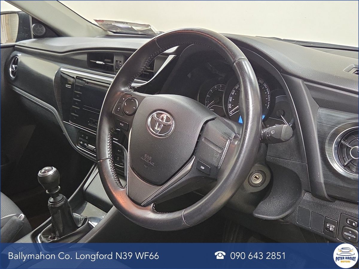 Toyota Auris 1.4 D-4D (90) 5Dr Aura