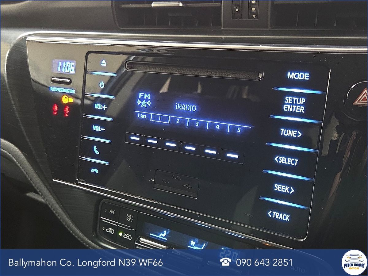 Toyota Auris 1.4 D-4D (90) 5Dr Aura
