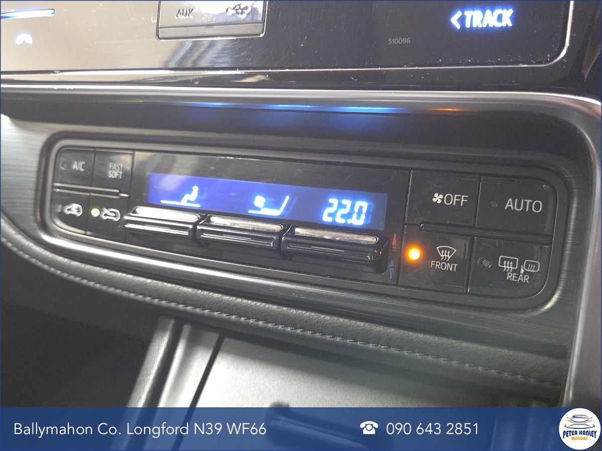 Toyota Auris 1.4 D-4D (90) 5Dr Aura