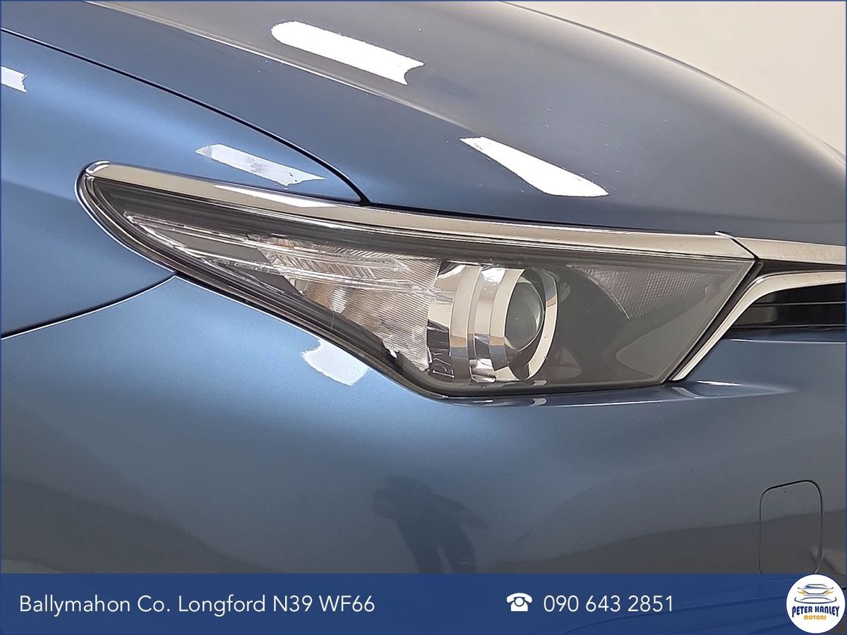 Toyota Auris 1.4 D-4D (90) 5Dr Aura