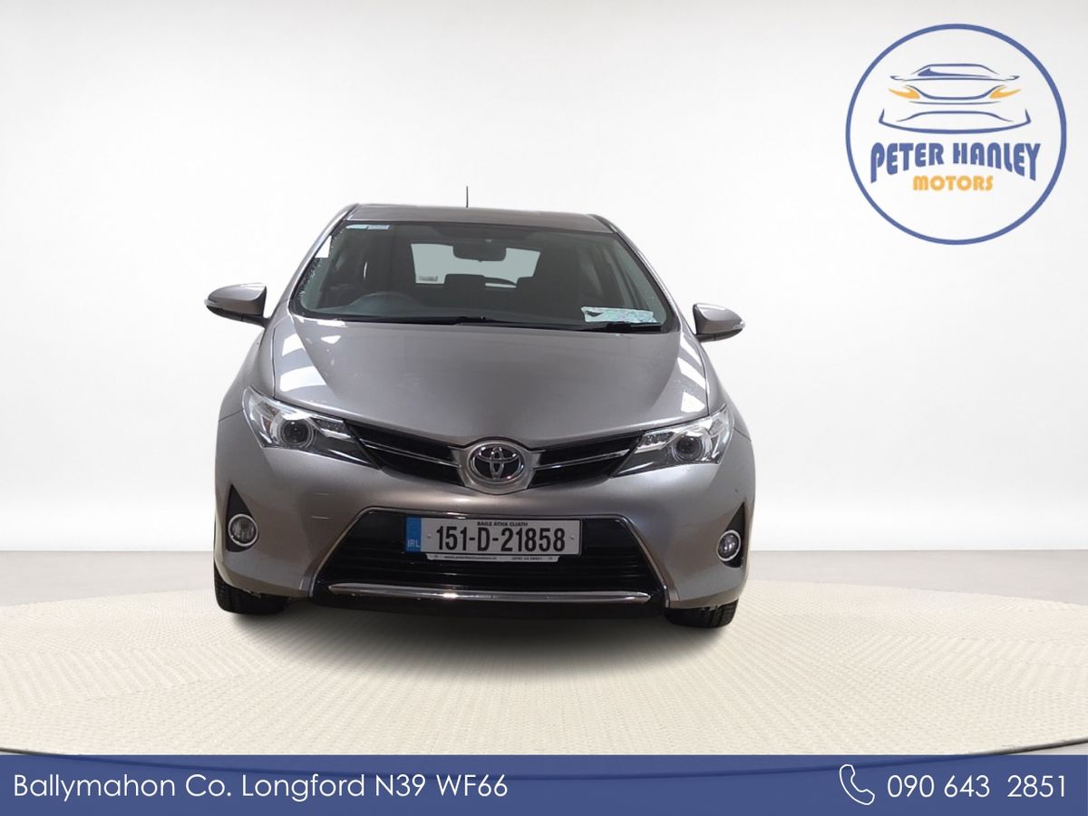 Toyota Auris D-4D 90 (1.4) 5Dr Aura