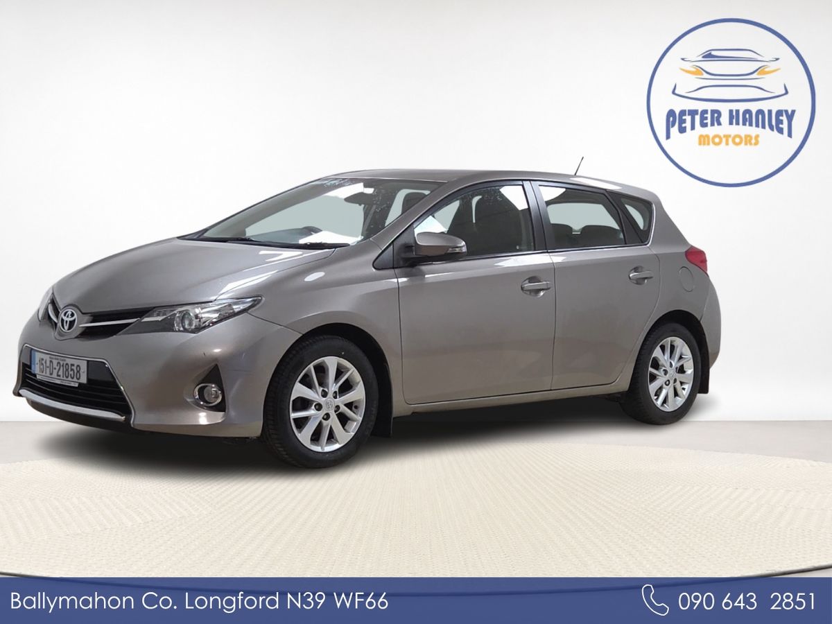Toyota Auris D-4D 90 (1.4) 5Dr Aura