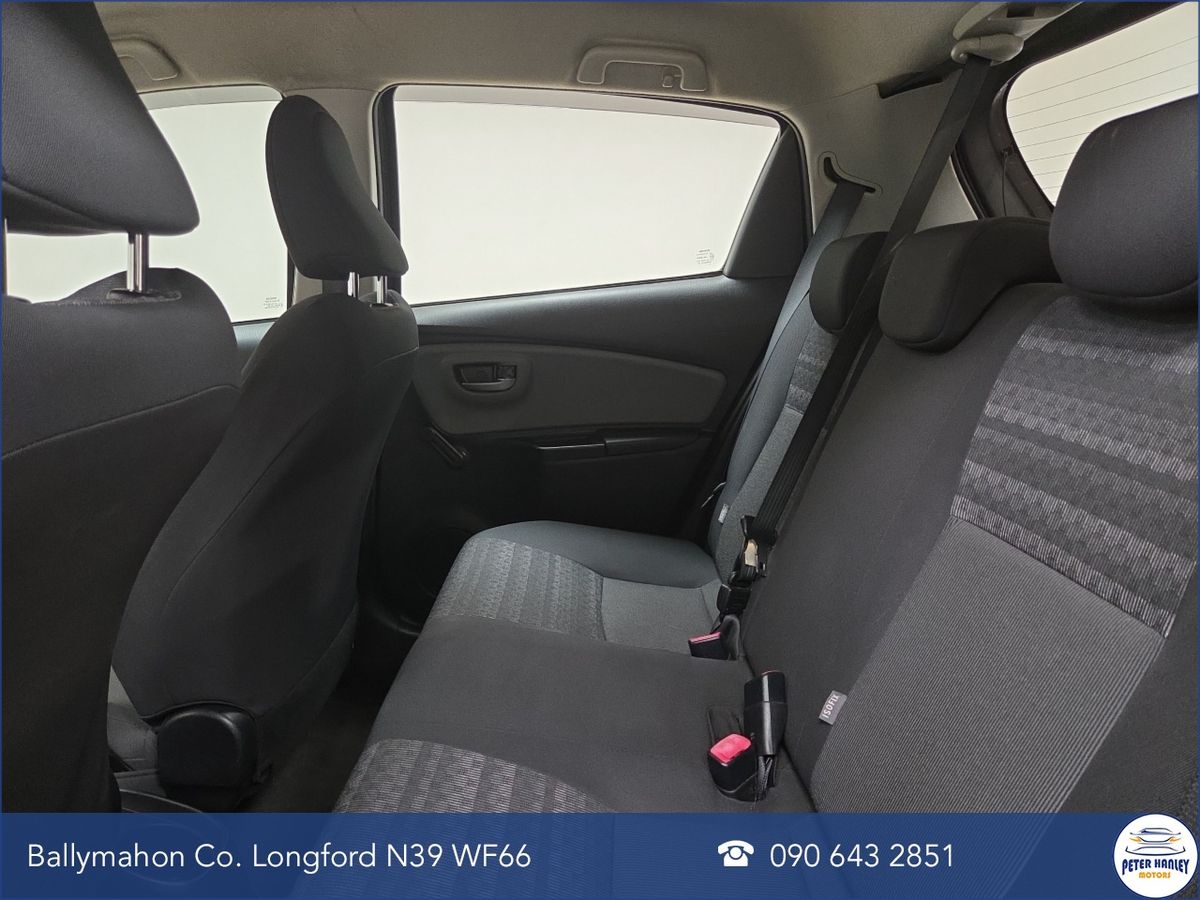Toyota Yaris 1.0 VVT-i 5Dr Luna