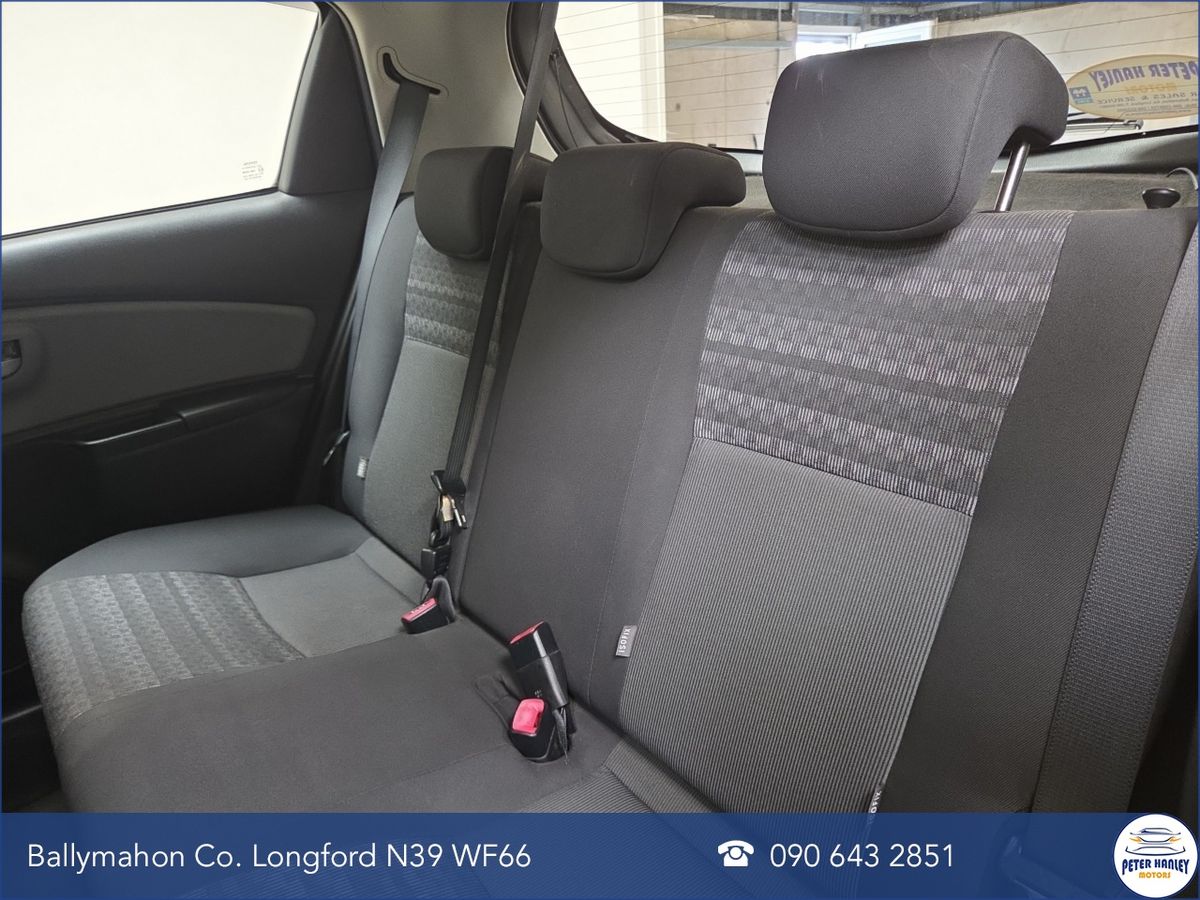 Toyota Yaris 1.0 VVT-i 5Dr Luna