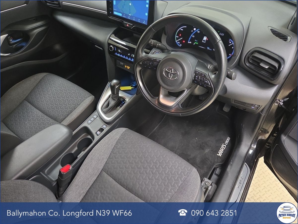 Toyota Yaris Yaris Cross Design Hev Auto  Design  VVT-h 116 E-CVT Auto Start/Stop