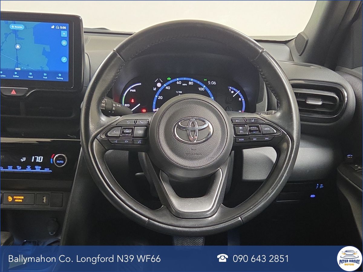Toyota Yaris Yaris Cross Design Hev Auto  Design  VVT-h 116 E-CVT Auto Start/Stop