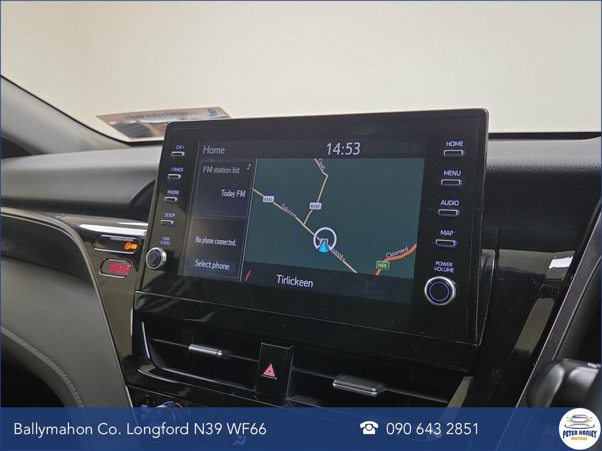 Toyota Camry 2.5 Hybrid Platinum Edition