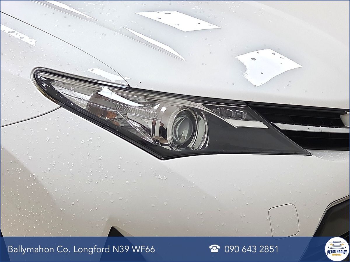 Toyota Auris D-4D 90 (1.4) 5Dr Luna