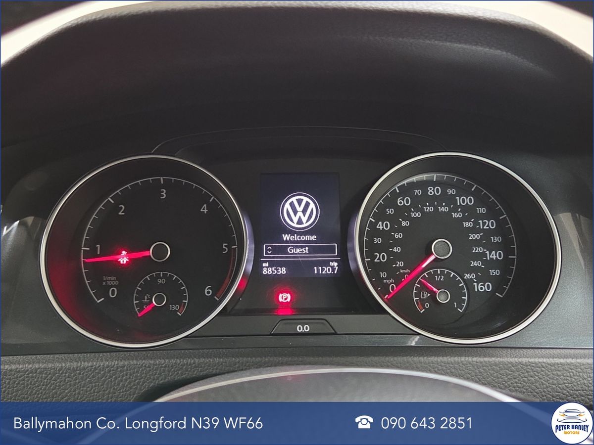 Volkswagen Golf Golf Se Navigation Tsi Bmt  SE Navigation  TDi 115 BlueMotion Start/Stop