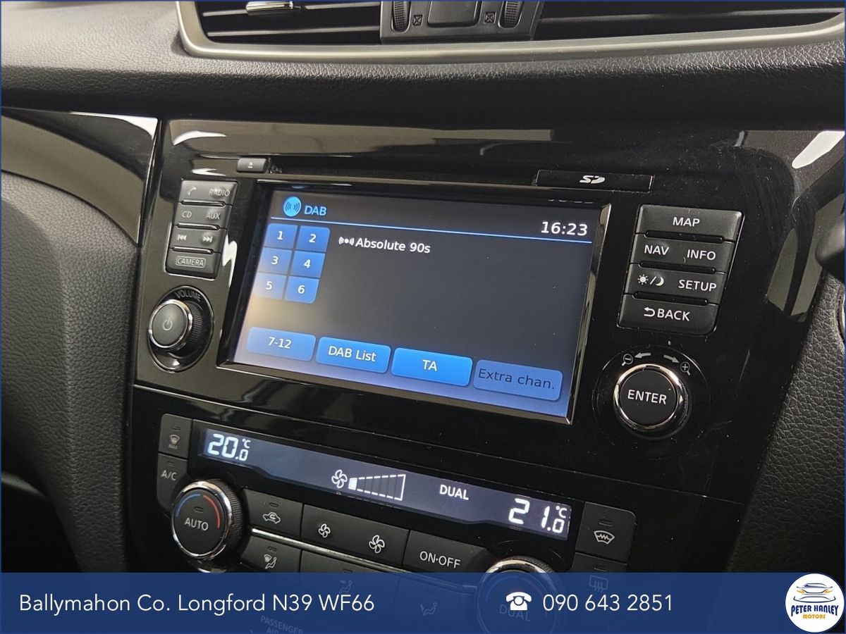 Nissan Qashqai 1.2 PET SV CVT