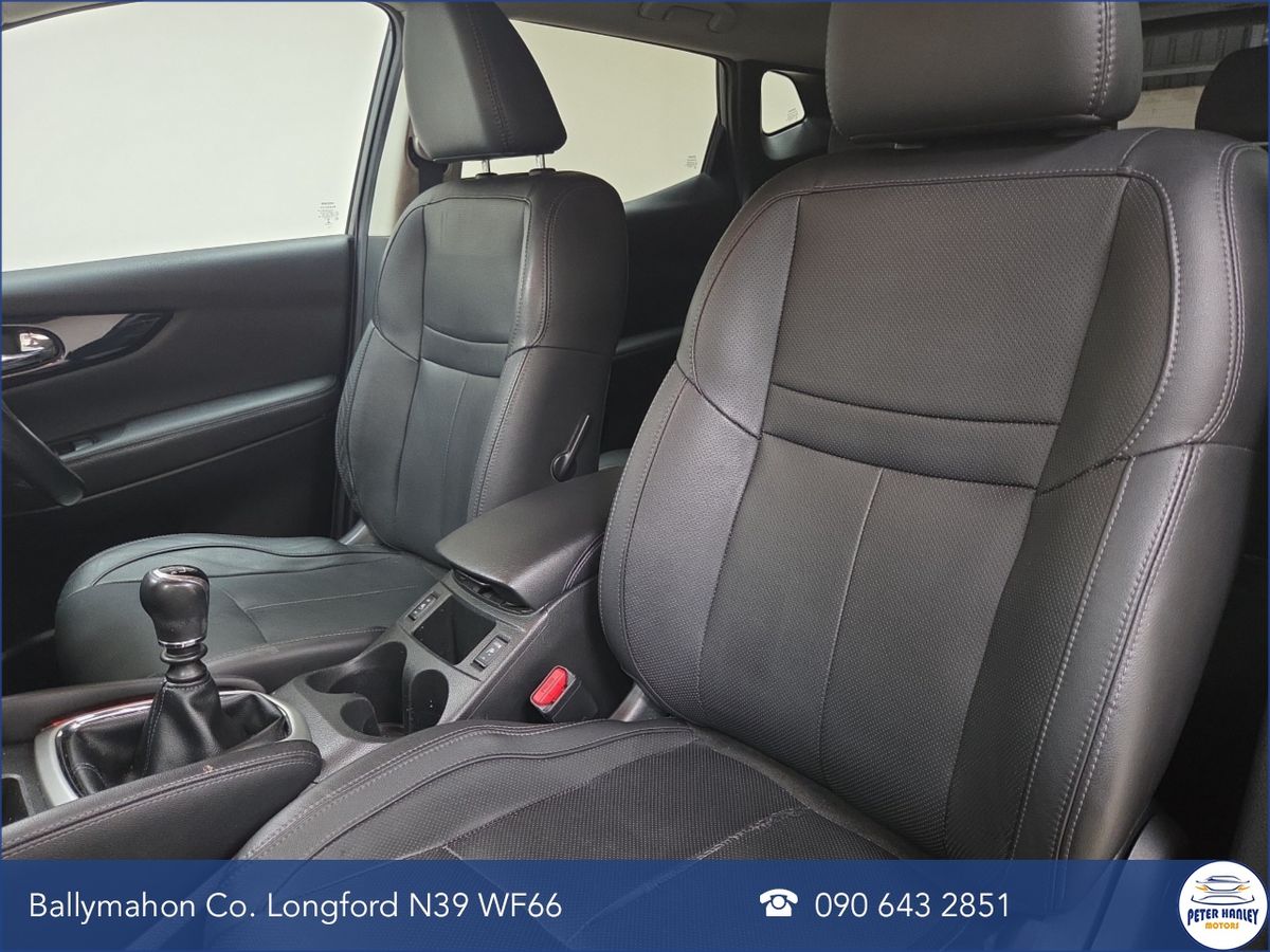 Nissan Qashqai 1.2 PET SV CVT