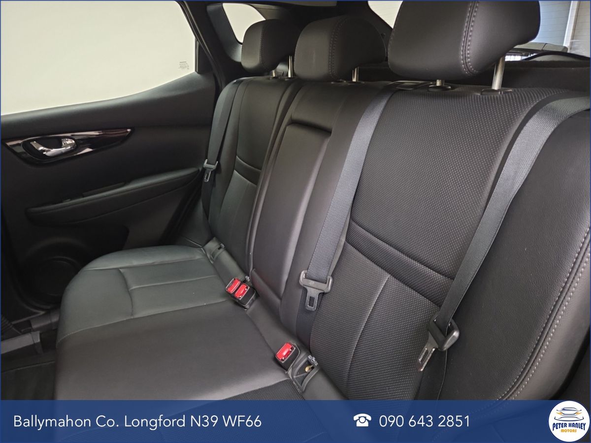 Nissan Qashqai 1.2 PET SV CVT