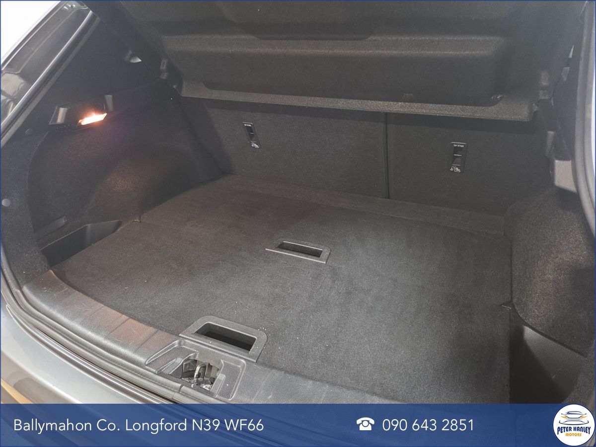 Nissan Qashqai 1.2 PET SV CVT