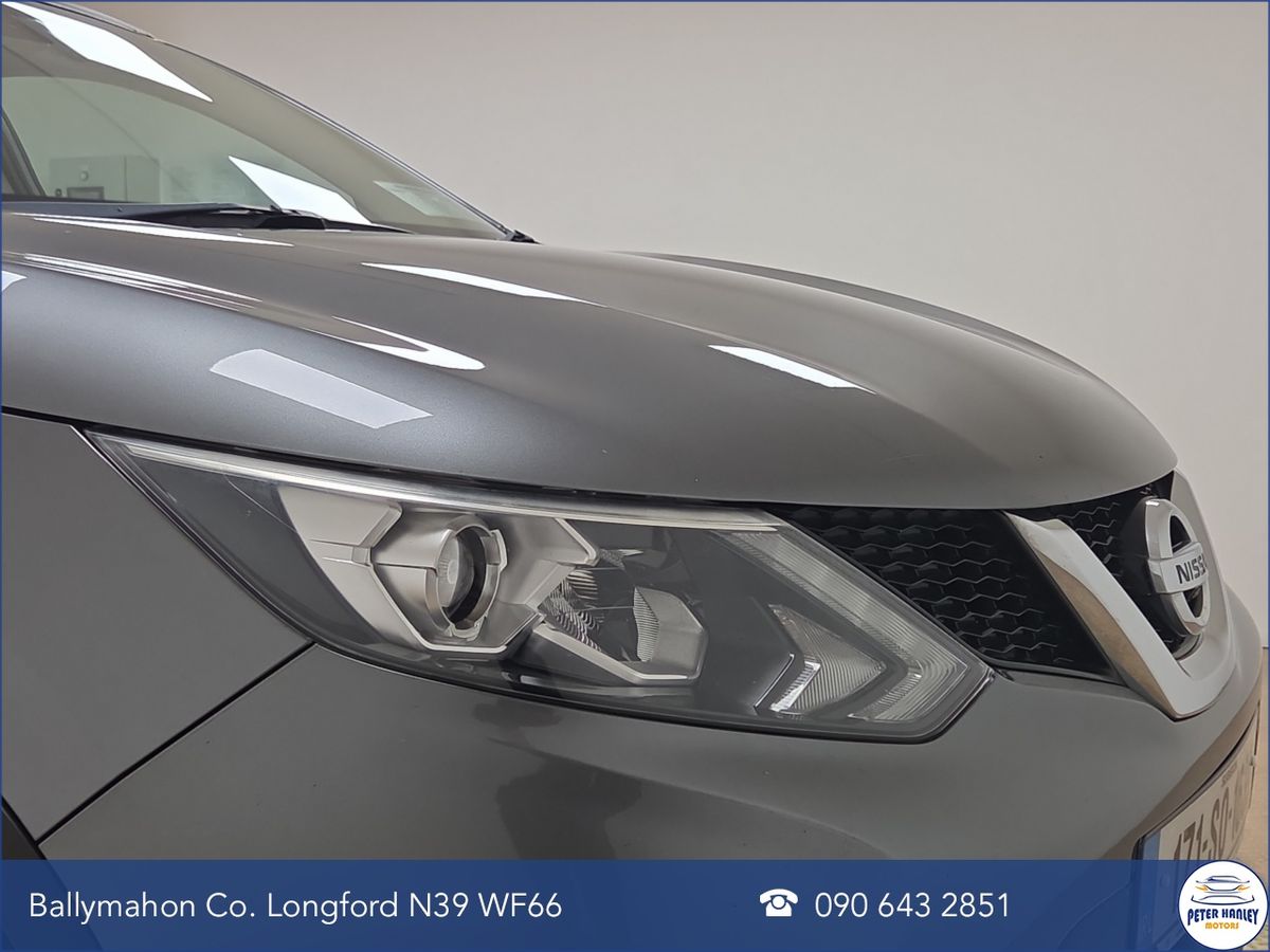 Nissan Qashqai 1.2 PET SV CVT