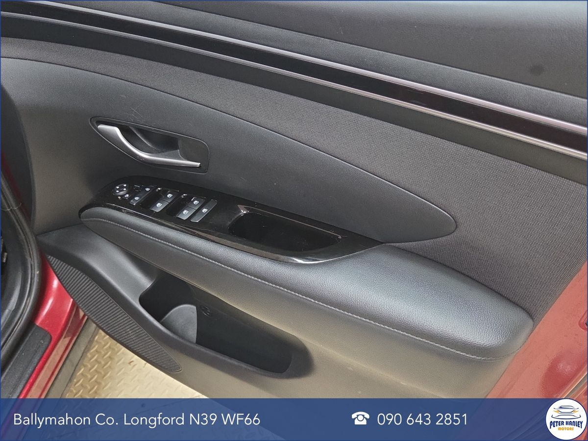 Hyundai Tucson 2WD Executive HEV Auto