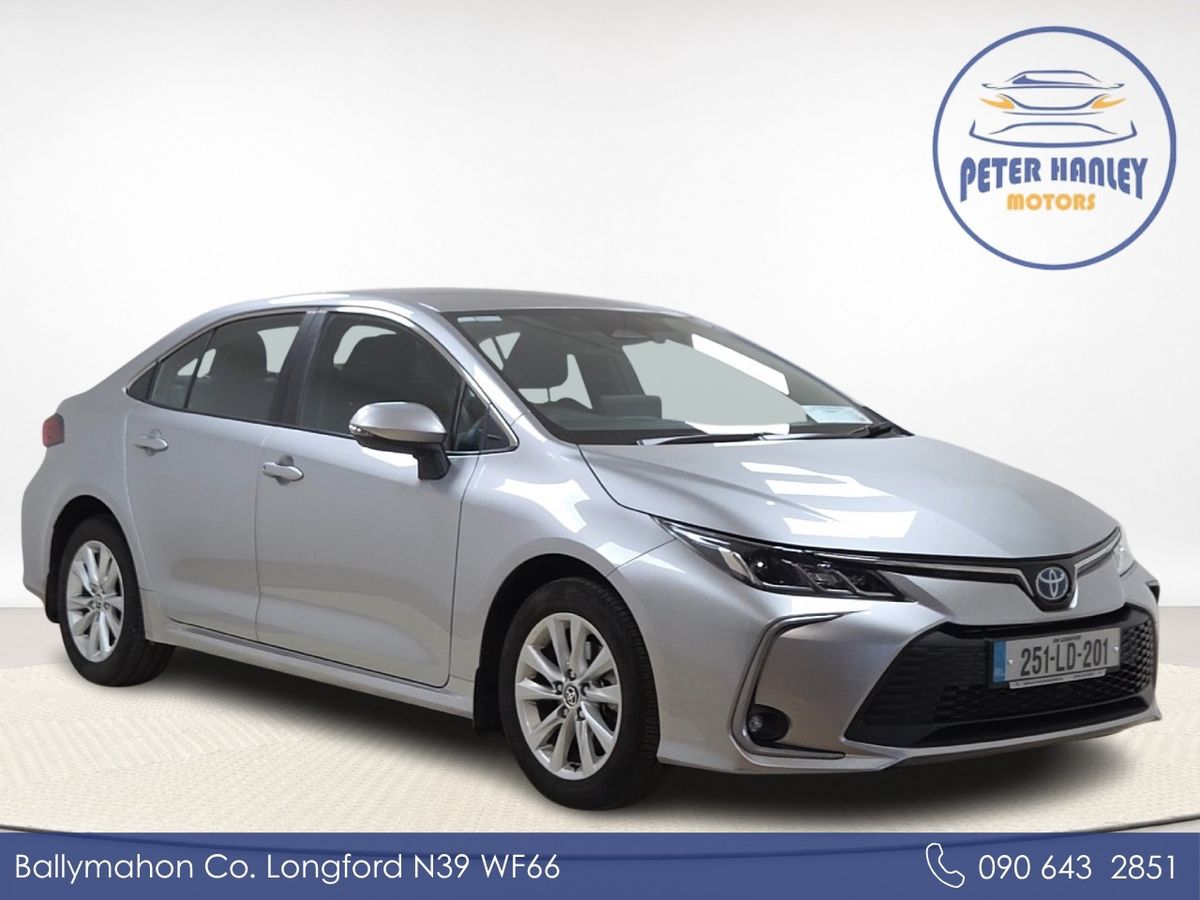 Toyota Corolla 1.8 Hybrid Luna Saloon