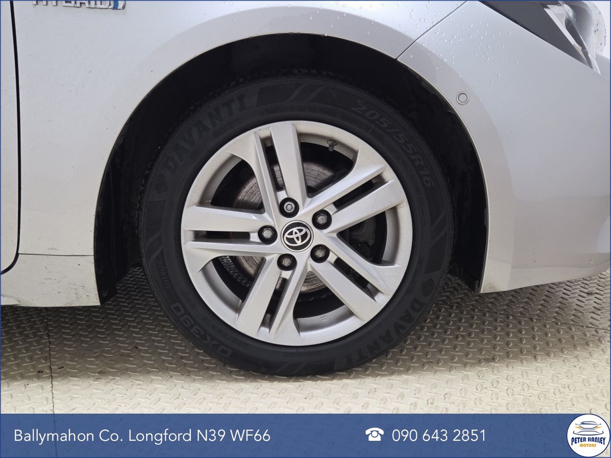 Toyota Corolla Corolla Icon Tech Hev Cvt  Icon Tech  122 VVT-h Auto Start/Stop