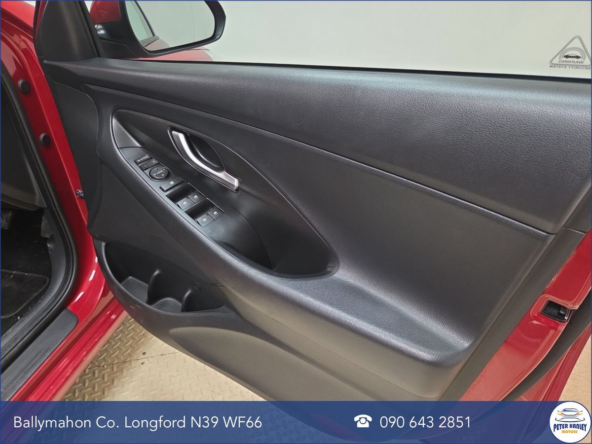 Hyundai i30 1.6 Diesel DCT Deluxe Go Forward Edition