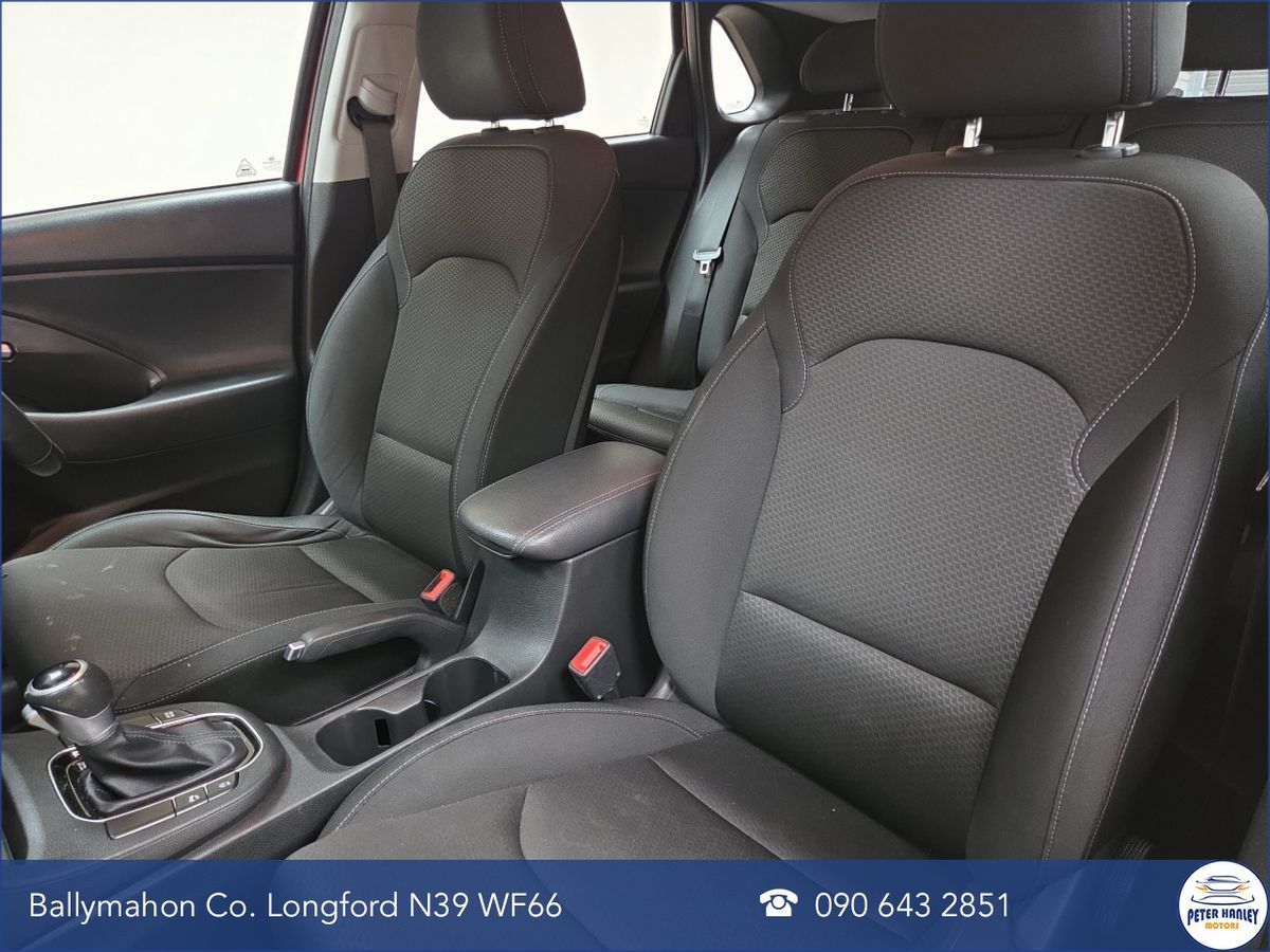 Hyundai i30 1.6 Diesel DCT Deluxe Go Forward Edition