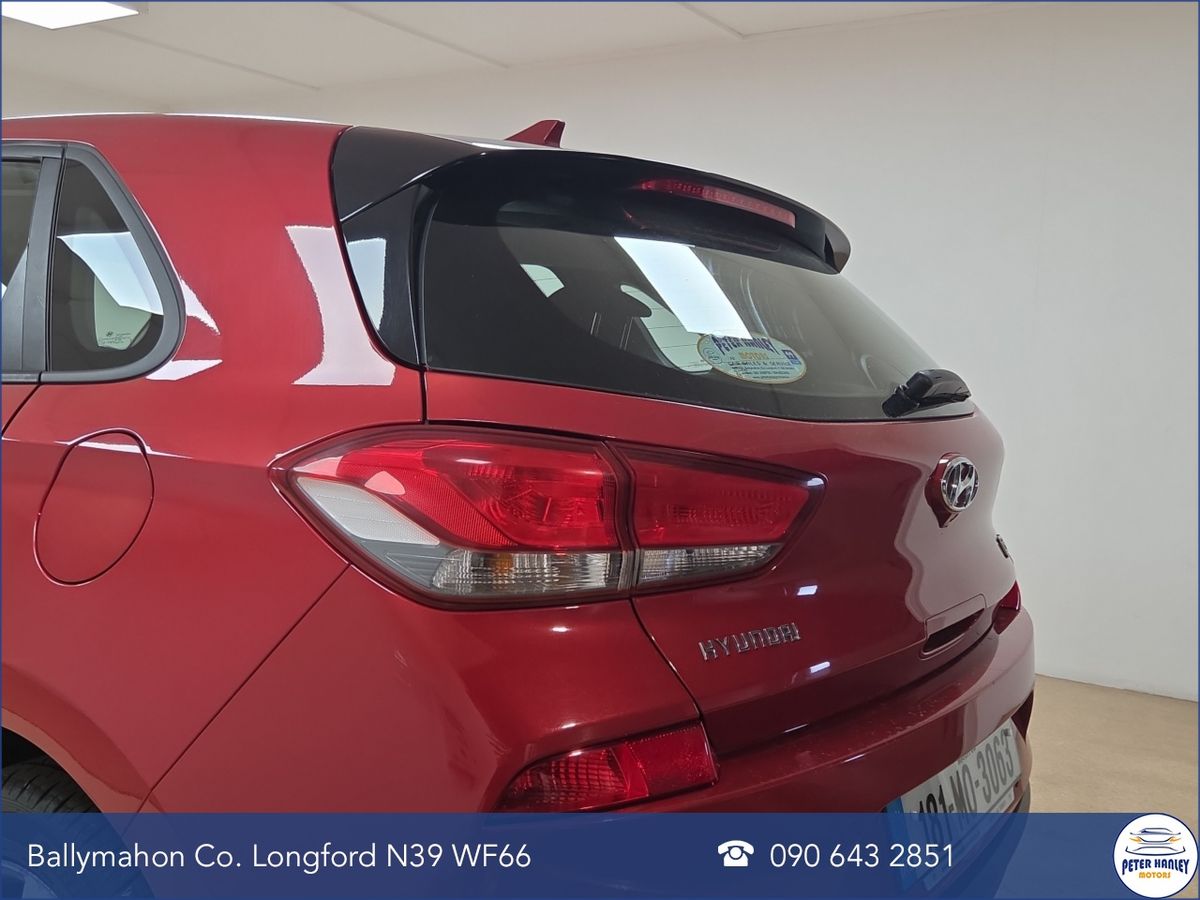 Hyundai i30 1.6 Diesel DCT Deluxe Go Forward Edition