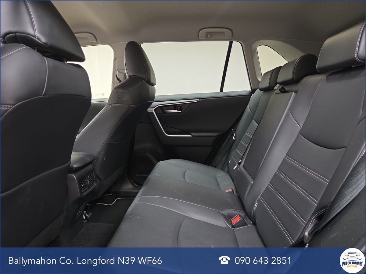 Toyota RAV4 2.5 Hybrid Sol 2WD